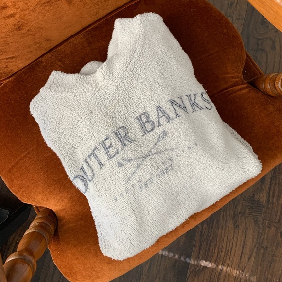 Vintage Tops - Outer Banks Woolly Threads Oversized Pull Over